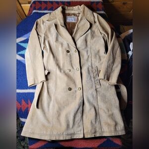 Wilsons Suede Leather Maxima Long Trench Coat Womens XL Beige Tan Belted Flaw